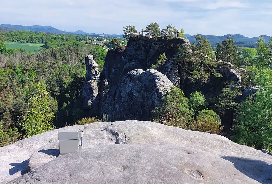 04-Blick zum Gamrig in den Rathener Felsen